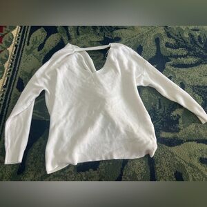 Windsor sweater size small